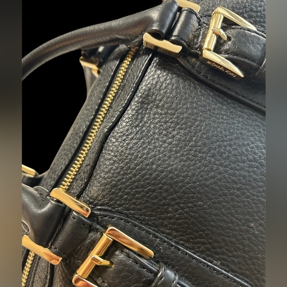 Michael Kors Medium Pebble leather bag, GUC - Picture 8 of 8